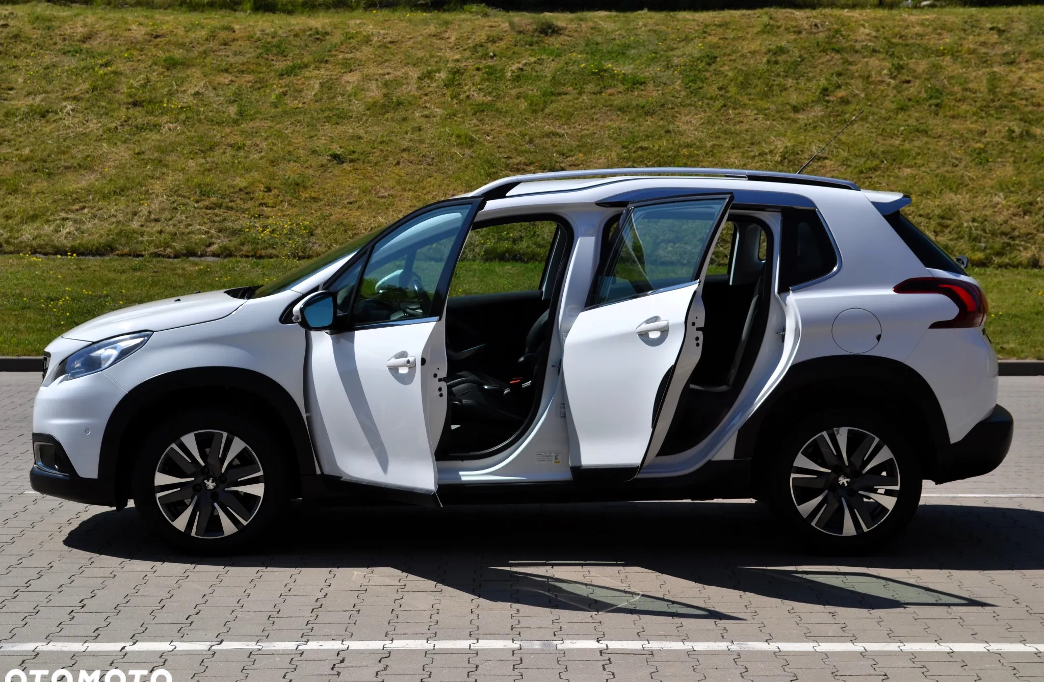 Peugeot 2008 cena 49900 przebieg: 138000, rok produkcji 2018 z Gdańsk małe 781